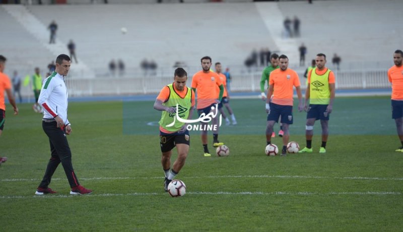 العميد يفشل في الفوز على الموب