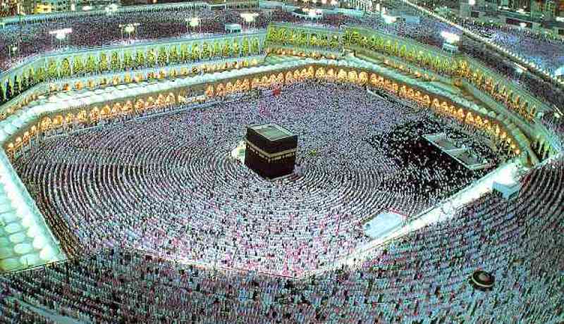 رئاسة الحرمين تنفي أنباء عن تعيين إمام جديد للمسجد الحرام