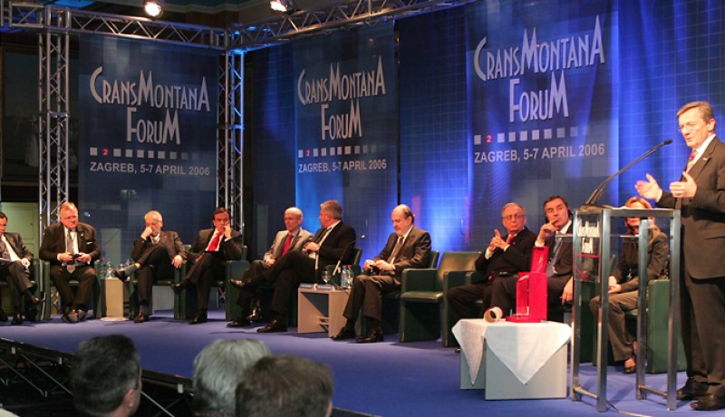 اليونسكو تقرر مقاطعة منتدى كرانس مونتانا