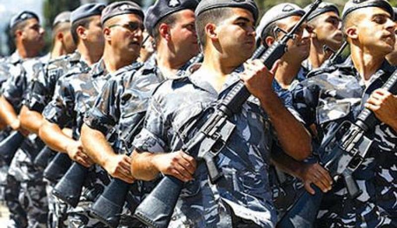 قوات الأمن اللبنانية تعتقل 4 أشخاص داخل سيارة محملة بالمتفجرات