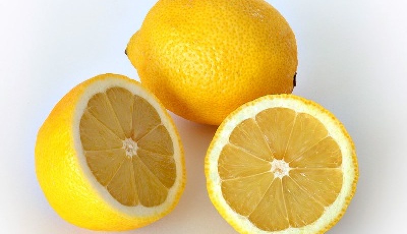 عشبة الليمون الأسترالية مفيدة ضد أوجاع الرأس