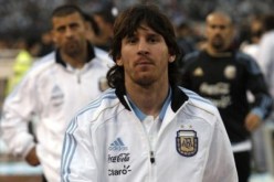 خطيبة ''ميسي'' على خطى ''مارادونا''