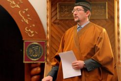 مفتي ليتوانيا روماس يعقوبويكاس في زيارة لمقر النهار