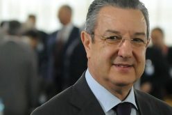 لوكال: “الخزينة ستعرف عجزا بـ 2200 مليار دينار حسب قانون المالية 2019”