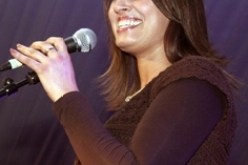 فضيحة في ليلة رأس السنة … أمواج إذاعة البهجة تنقل كباريه من فندق  مزفران