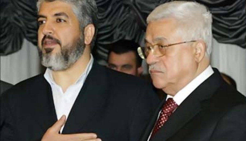 هجوم إسرائيلي على عباس وتهديد لمشعل