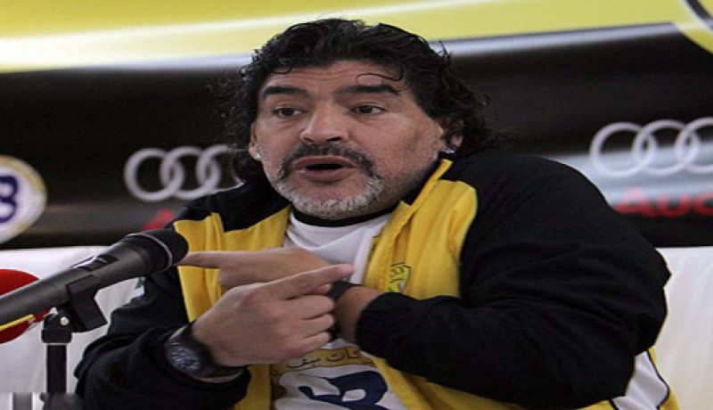 مارادونا يرفض تدريب المنتخب الإنجليزي