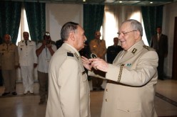 القايد صالح يشرف على حفل ترقية الرتب وإسداء وسام الشجاعة بمقر وزارة الدفاع الوطني