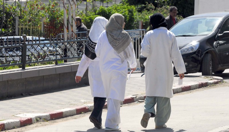 ''النهار'' تنشر تفاصيل النظام التعويضي لمستخدمي الصحة العمومية