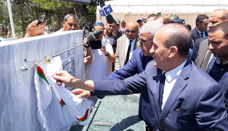 بالصور.. بلجود يتفقد مشاريع قطاعه في سطيف ويِؤكد لمكتتبي عدل!