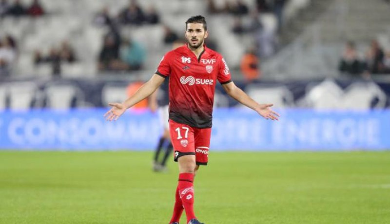 دولي جزائري جديد مُرشح للعب في الدوري التركي