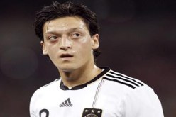 الجماهير الألمانية تختار أوزيل أفضل لاعب في 2011