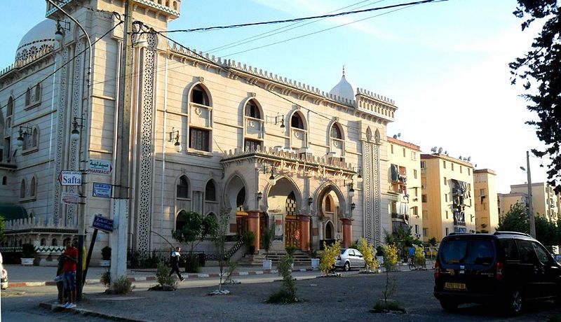 صادم.. مجهولون يحاولون حرق مسجد علي بن أبي طالب بتلمسان