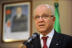 مدلسي يستقبل رئيس بعثة ملاحظي الجامعة العربية في التشريعيات