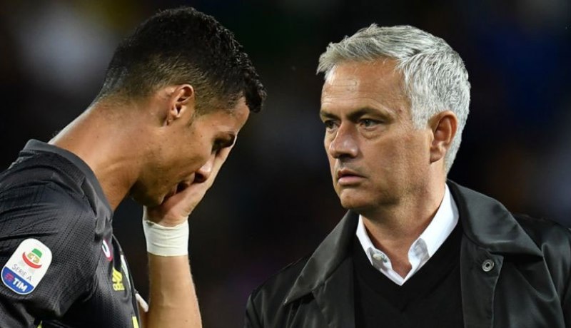 “مورينيو”: “لم أرفض ضم كريستيانو رونالدو”