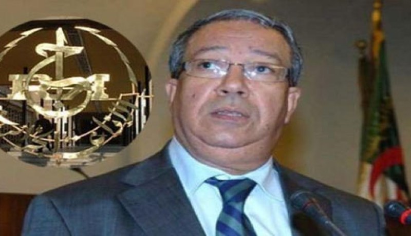 وزير الاتصال يدعوا إلى مواكبة التطورات الجارية و الانتقال إلى الصحافة الالكترونية