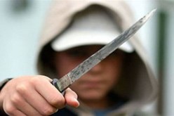 مسبوق يحاول قتل رب عائلة بساحة أول ماي بعد نصحه بالكفّ عن التلّفّظ بالكلام الفاحش