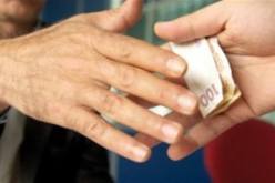 توقيف الأمين العام ومنتدب ببلدية سيدي صافي بتهمة الرشوة