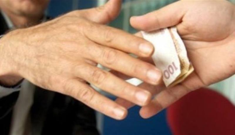 توقيف الأمين العام ومنتدب ببلدية سيدي صافي بتهمة الرشوة