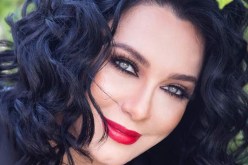 سلاف فواخرجي : “ننحني إحتراما أمام الشعب الجزائري”