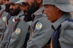 أفغانستان : رجال شرطة يسممون 6 من زملائهم قبل قتلهم بالرصاص