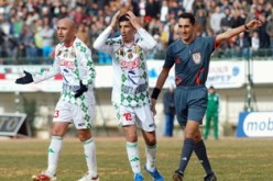 بلهامل يغيب ويثير التساؤل،لعمش يشكو المرض وصحراوي أساسيا