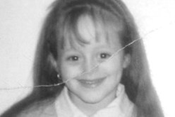 سليمة: سائق طائش قتل طفلتي “لينة” ونحن في نزهة