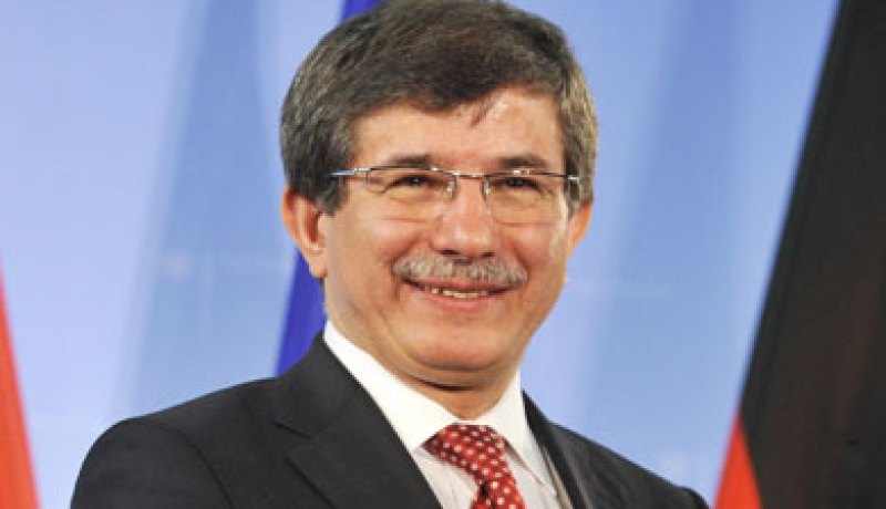 وكالة: وزير الخارجية التركي يلتقي خالد مشعل بدمشق