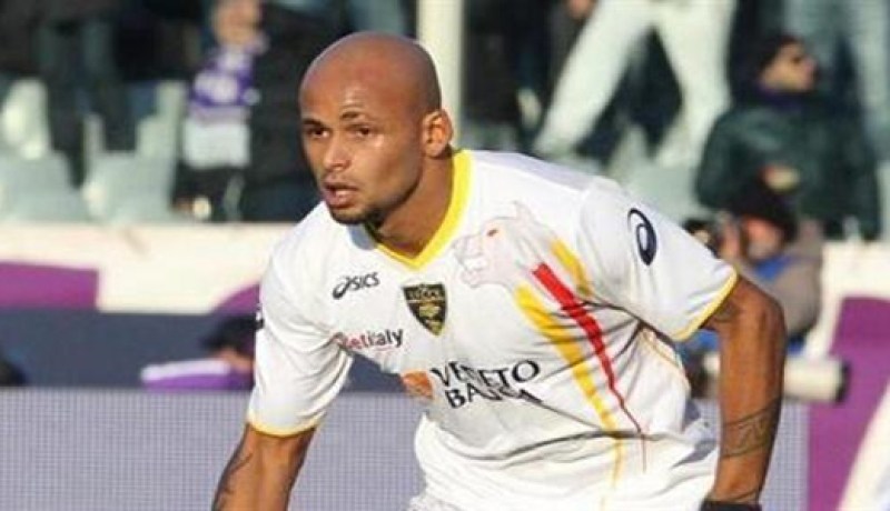 فيورنتينا يعلن عن ضم الأوروغوياني أوليفيرا الى صفوفه