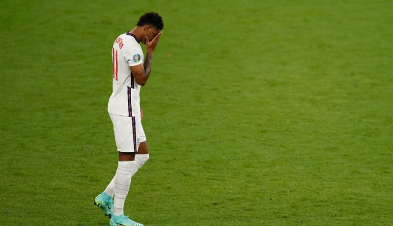 راشفورد يعتذر للجماهير الإنجليزية ويبدي فخره بأصوله