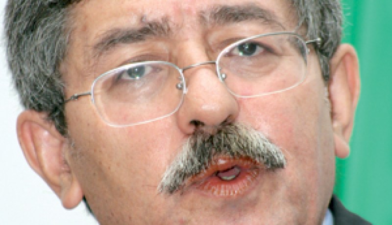 أويحيى‮ ‬يـــــــــــــــــــــــــــــرد‮ ..‬