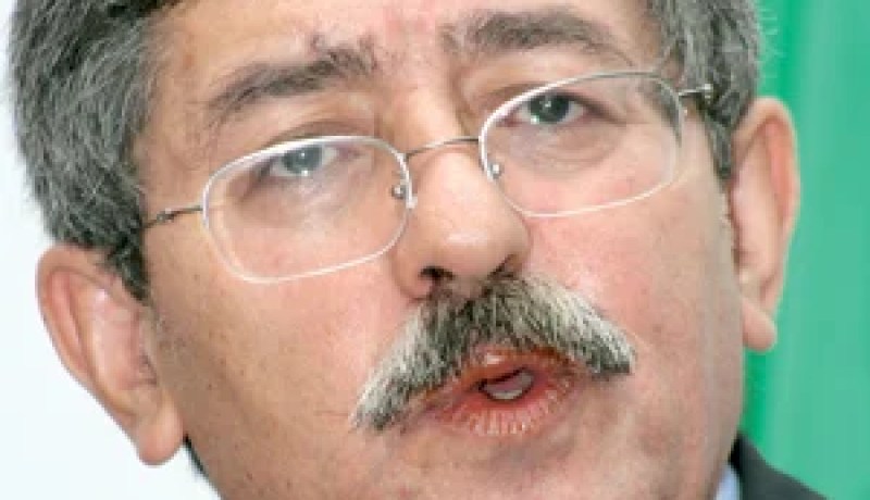 ‮”‬التغيير الحكومي‮ ..‬فرق بين العدس واللوبياء‮!”‬