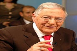 ولد عباس يدعو إلى تسجيل وتسويق الادوية الجزائرية بالأسواق العربية