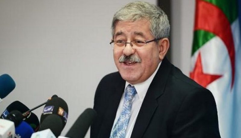 أويحيى: “يمكن للجزائر استقطاب الـ 2 مليون سائح سنويا”