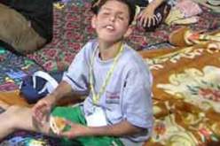 الطفل عبد الله يناشد ذوي القلوب الرحيمة مساعدته لمواصلة العلاج بإحدى المؤسسات الاستشفائية المتخصصة