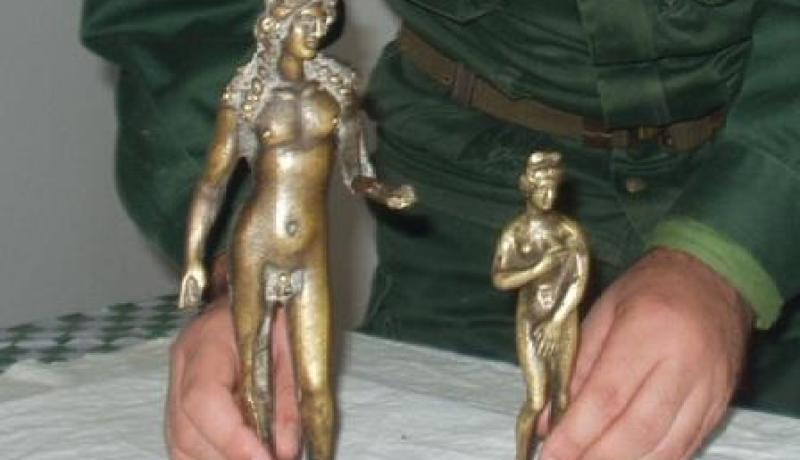 الدرك يفكك شبكة لتهريب الآثار إلى إسرائيل