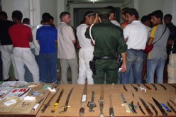 قاصر وخليلها يشعلان حربا بالكاليتوس ويتسبّبان في سجن شباب وإدخال آخر إلى المستشفى