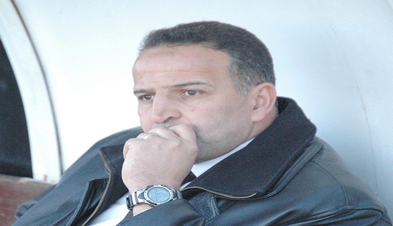 خزار: “عـاشوري حرمنا مـن التعادل مع المولودية بسبب قراراته”