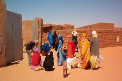 اسبانيا تقدم مساعدة للاجئين الصحراويين بتندوف بقيمة 2 مليون يورو