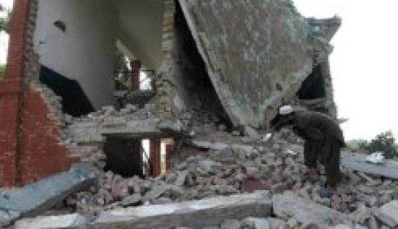 مسلحون يفجرون مدرسة ابتدائية شمال غرب باكستان
