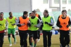 عمروس يتحدى المعارضة برفض عقد جمعية طارئة