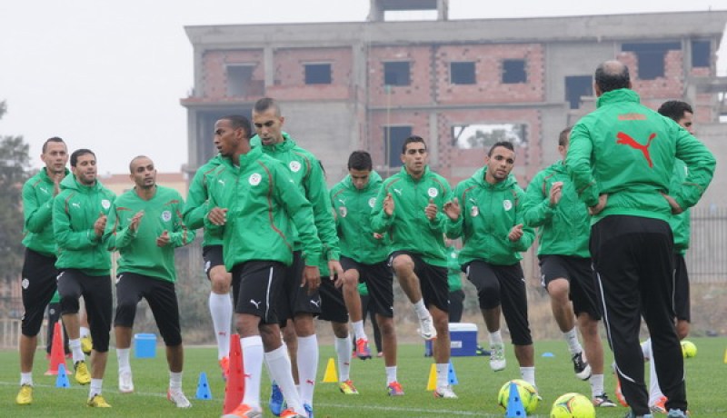 تدريبات المنتخب الوطني الجزائري في ملعب البليدة