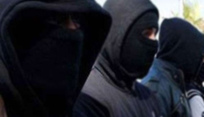 ملثمون يختطفون رضيعة من أمها بعد اقتحام مسكنها في تلمسان