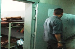 شابان‮ ‬يقتلان صديقهما ‬ينكلان بجثته بالبليدة‮ ‬ويبيعان سيارته في‮ ‬سطيف‮