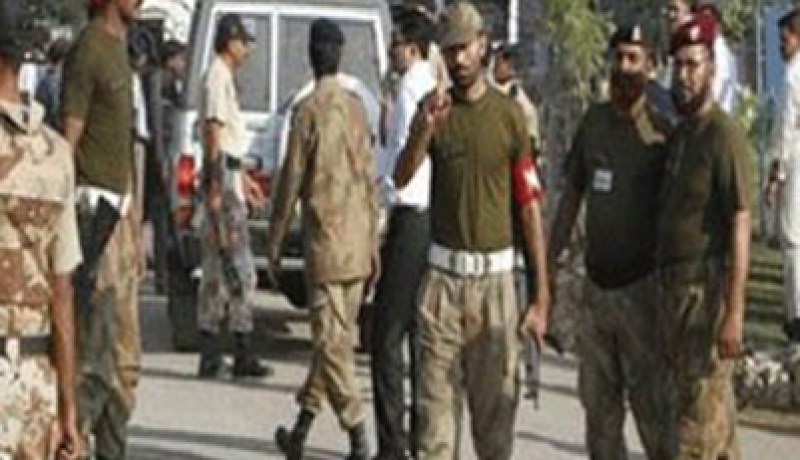 الأمن الباكستاني يحبط محاولة هجوم تفجيري في مدينة نوشيهرا