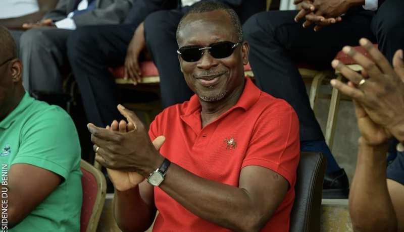 رئيس البنين: ” لعبنا منقوصين وحققنا فوزا تاريخيا أمام الجزائر”