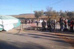 بالصور سكان تاقبالت في تلمسان يصعدون احتجاجهم وينصبون خيمتين للمبيت في العراء