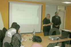 الأستاذ حموي: القانون الجزائري يعرف فراغا  في بعض المواد التنظيمية لسوق الهاتف الجزائرية