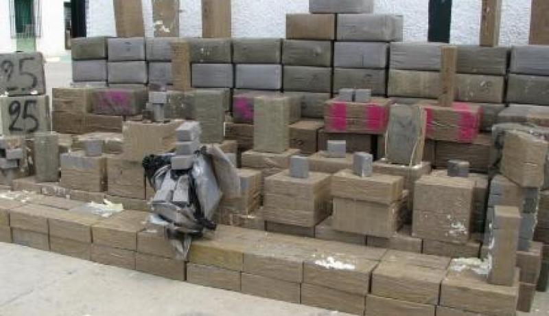 القوات البحرية تحجز 3 أطنان من المخدرات منذ الفاتح جانفي