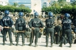 احتجاجات صاخبة وقطع للطريق بحي جبانة اليهود بعنابة